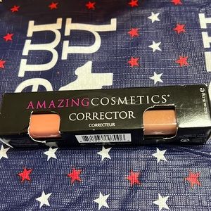 New Amazing Cosmetics Corrector